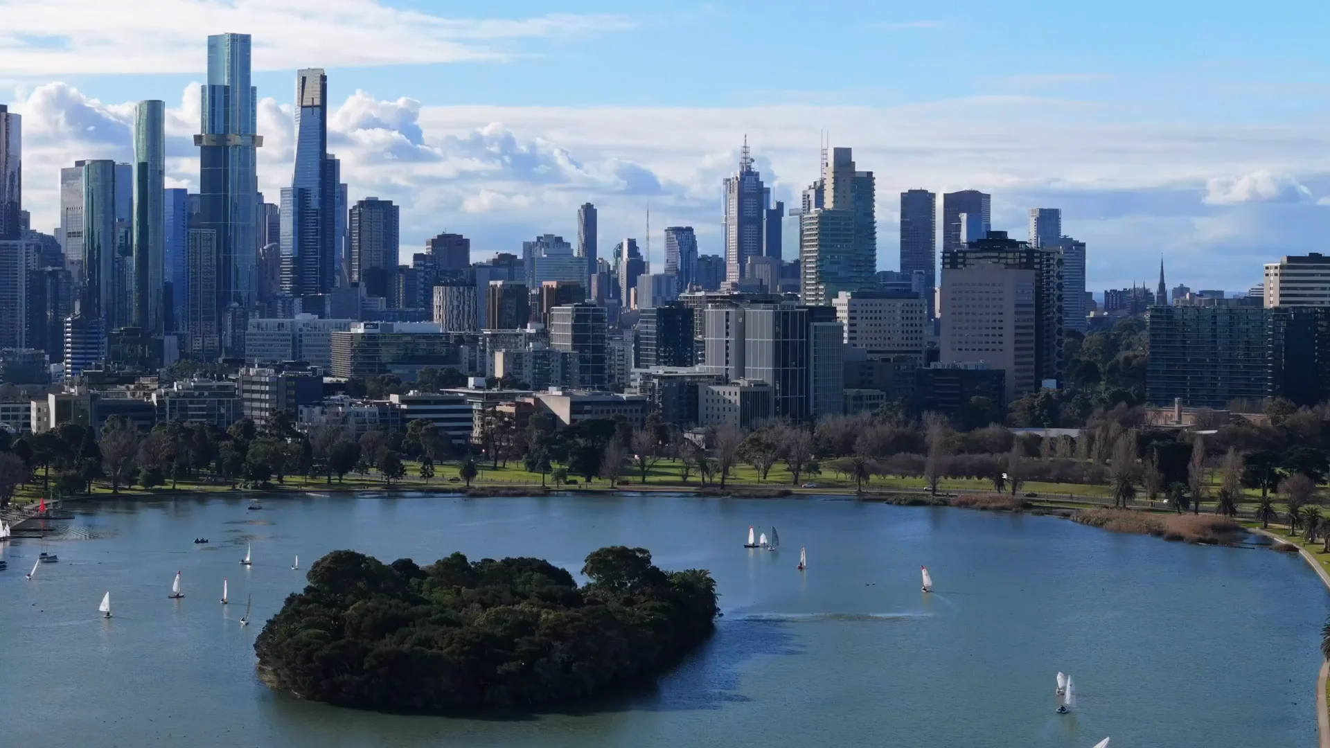 Melbourne skyline over Albert Park Lake